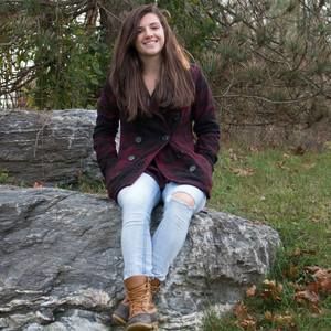 Meet your Posher, Laura